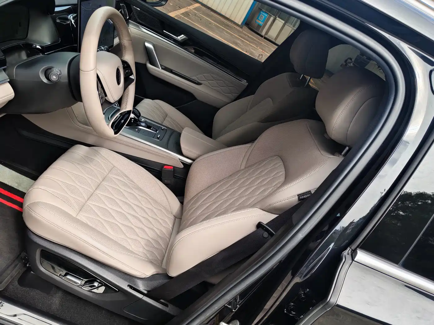 BYD Tang New Energy 2024 DM-i Honor Edition 112KM Premium фото 11