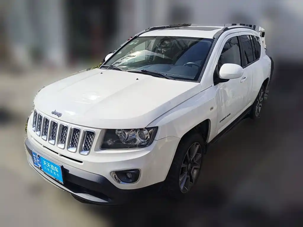 Фото 1 - Jeep Compass (Import)