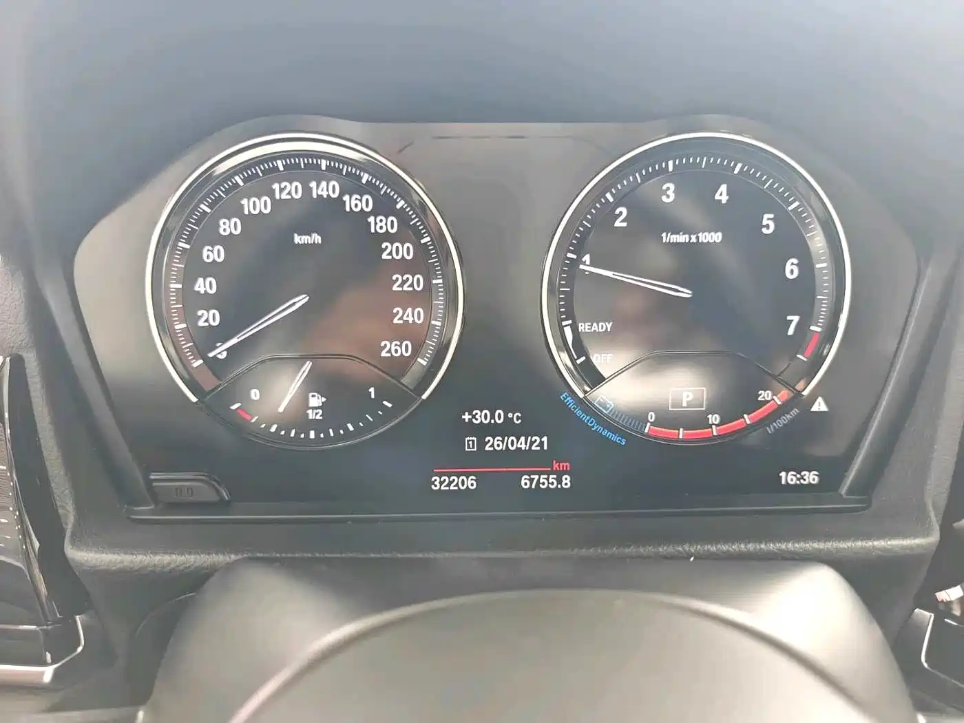BMW 1 Series 2023 120i M Sport Shadow Edition фото 16