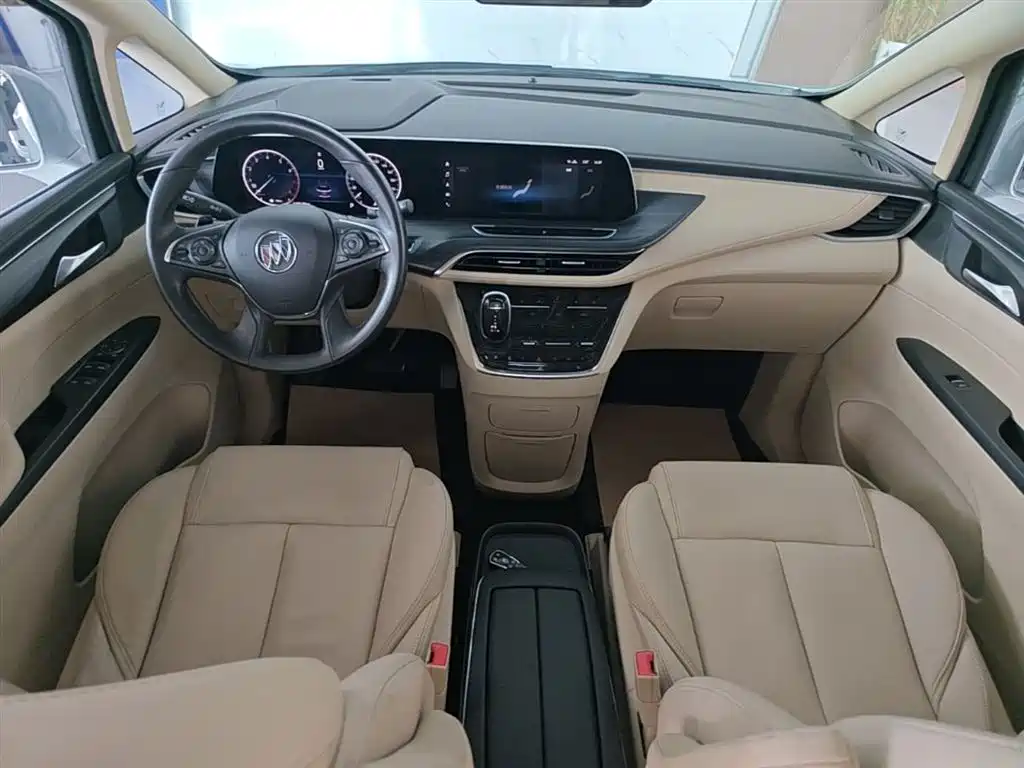 Buick GL8 2023 ES Landmaster Exclusive фото 9