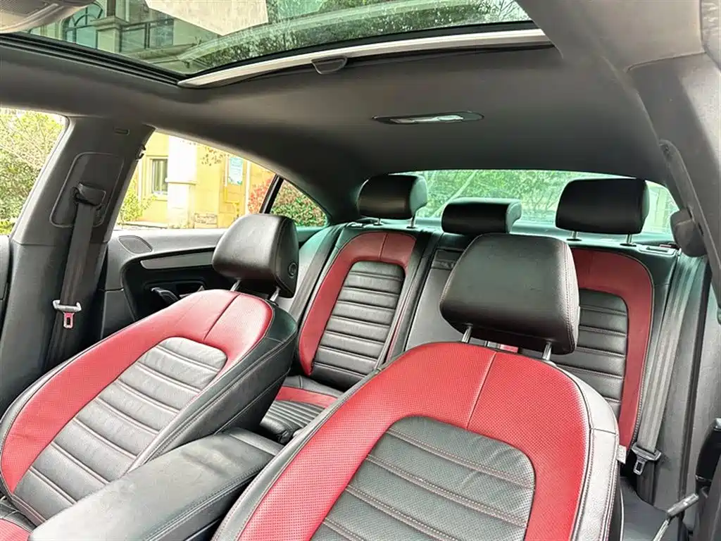 Volkswagen FAW-Volkswagen CC 2018 1.8TSI Luxury фото 16