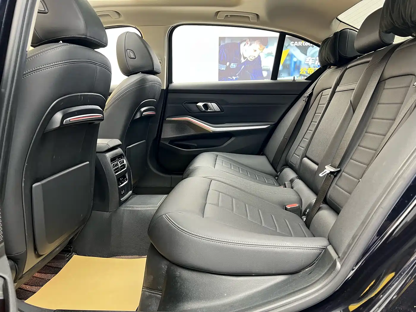 BMW 3 Series 2020 325Li M Sport Package фото 26