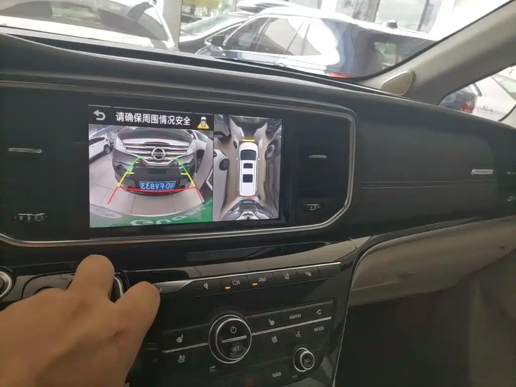 GAC Trumpchi Trumpchi M8 2018 320T Flagship Edition фото 13