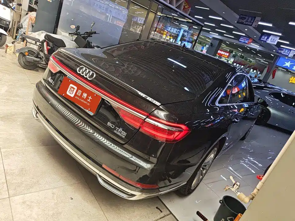 Audi A8 2019 Plus A8L 50 TFSI quattro Comfort фото 2