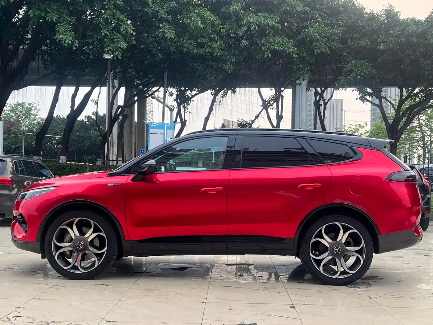 Denza X 2020 PHEV Sport Edition фото 7