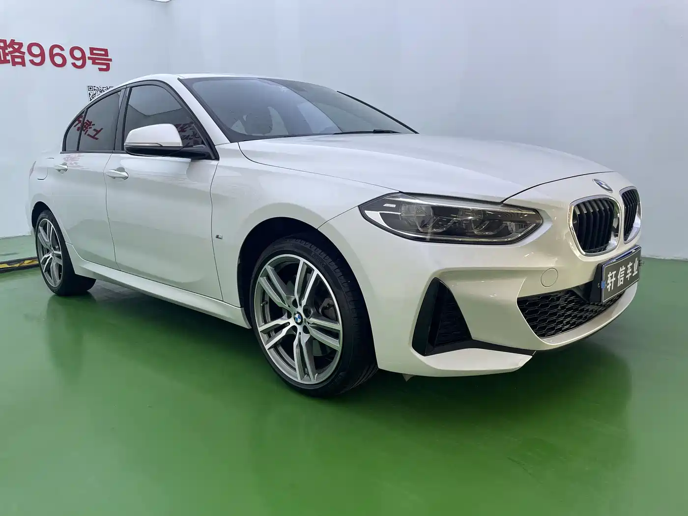 BMW 1 Series 2020 Model 125i Leading M Sport Package фото 3