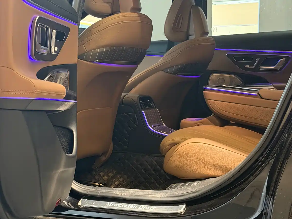 Mercedes-Benz E-Class 2024 Model E 300 L Luxury фото 7