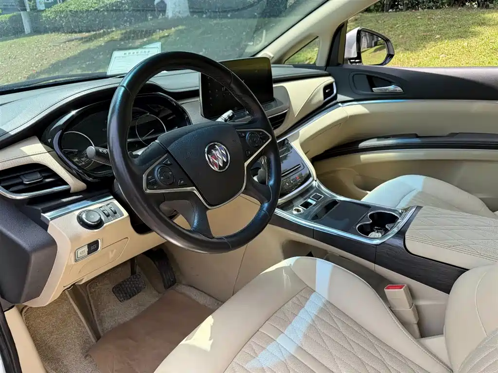BUICK GL8