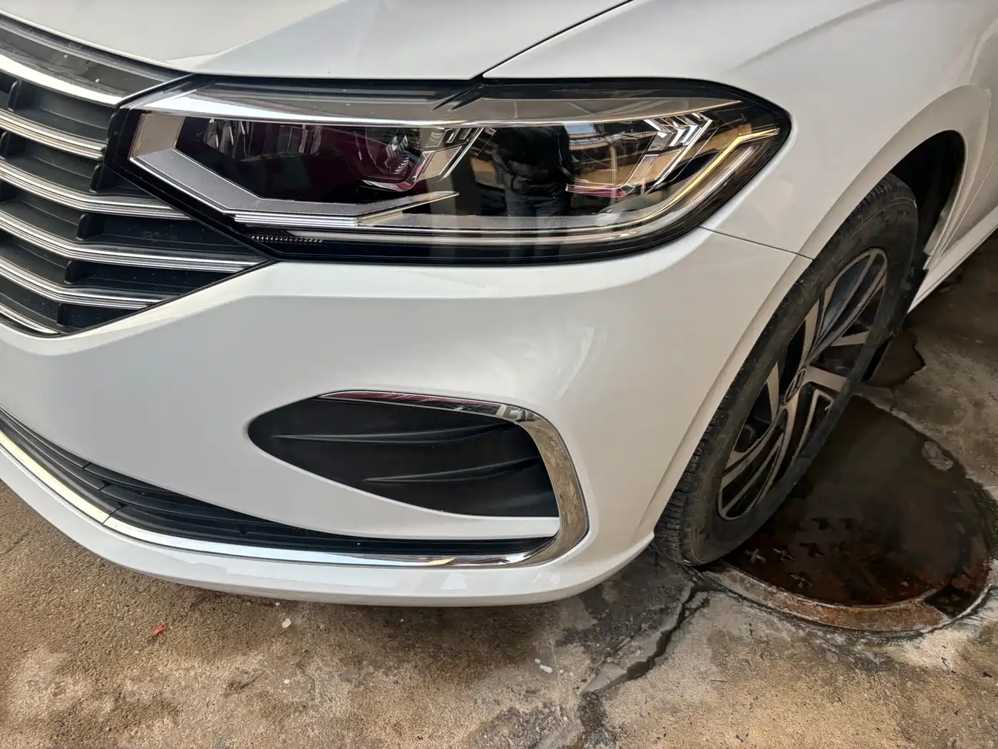 Volkswagen Lavida 2023 300TSI DSG Starlight Full Comfort Edition фото 2