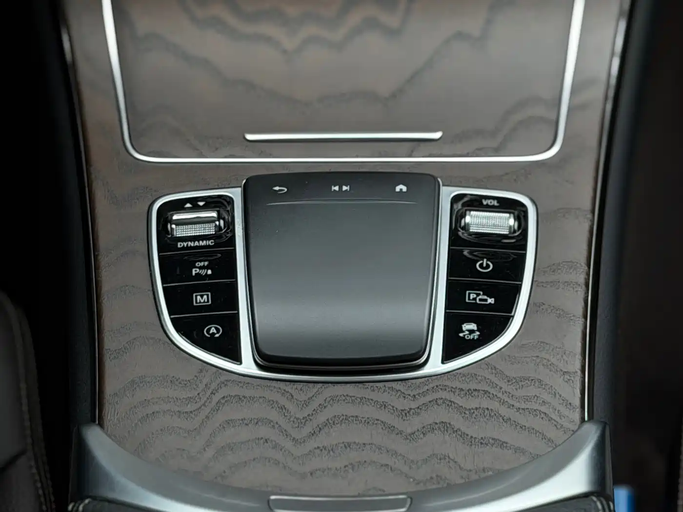 Mercedes-Benz GLC 2022 Model GLC 260 L 4MATIC Luxury Edition фото 15