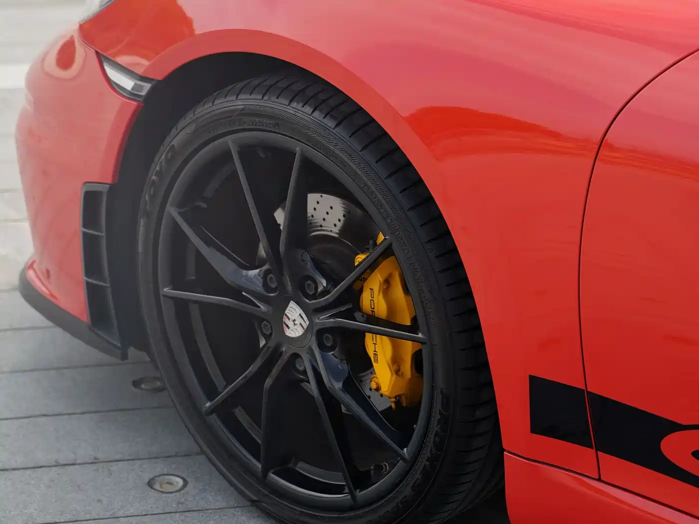 Porsche 718 2018 Cayman 2.0T фото 3