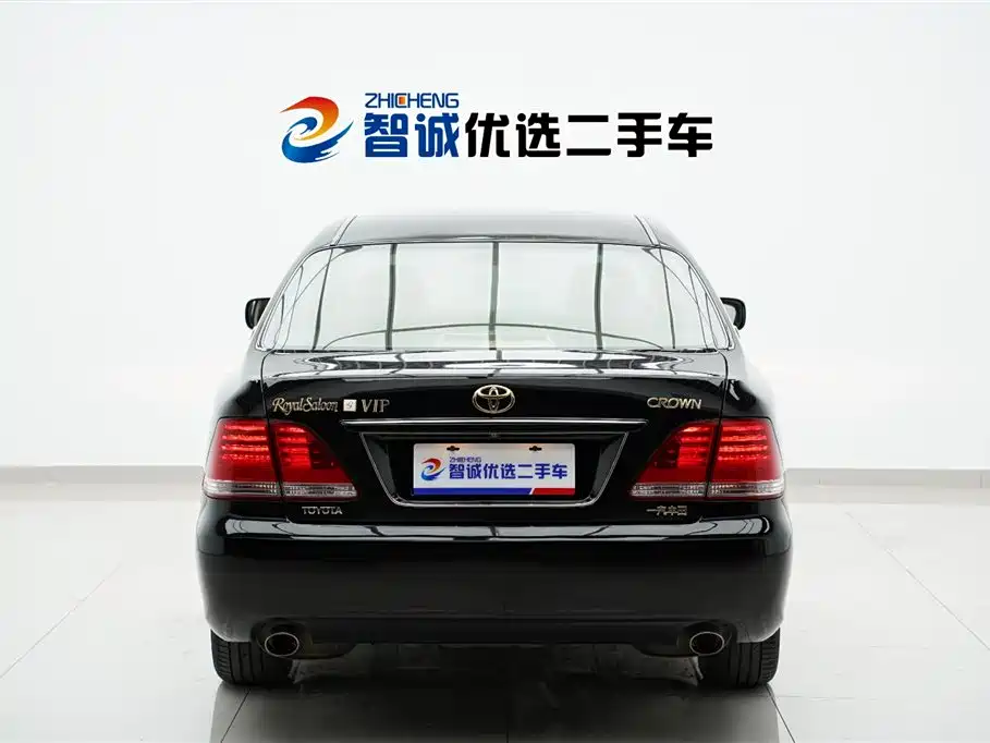 Toyota Crown 2007 3.0L Royal Saloon G VIP фото 4
