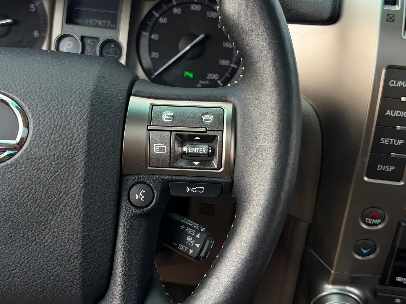 Lexus GX 2012 400 фото 38
