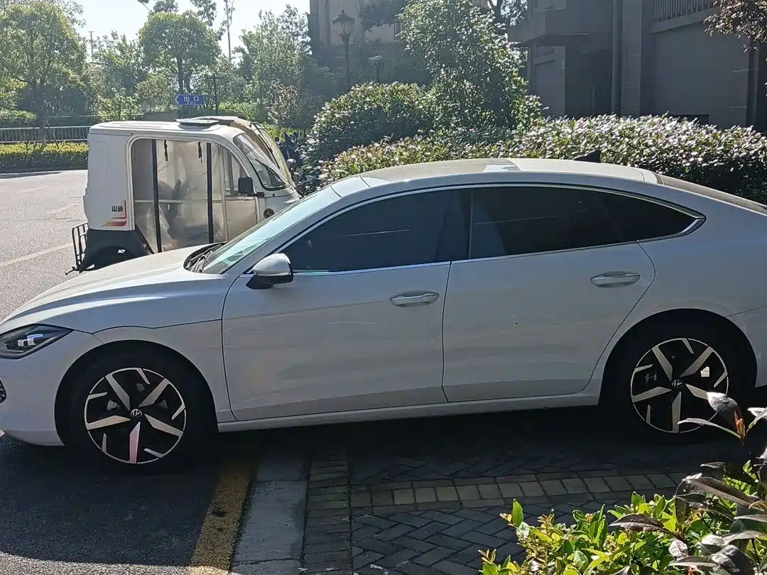 Volkswagen Lamando 2025 Lamando L 280TSI DSG Trendy Edition фото 3