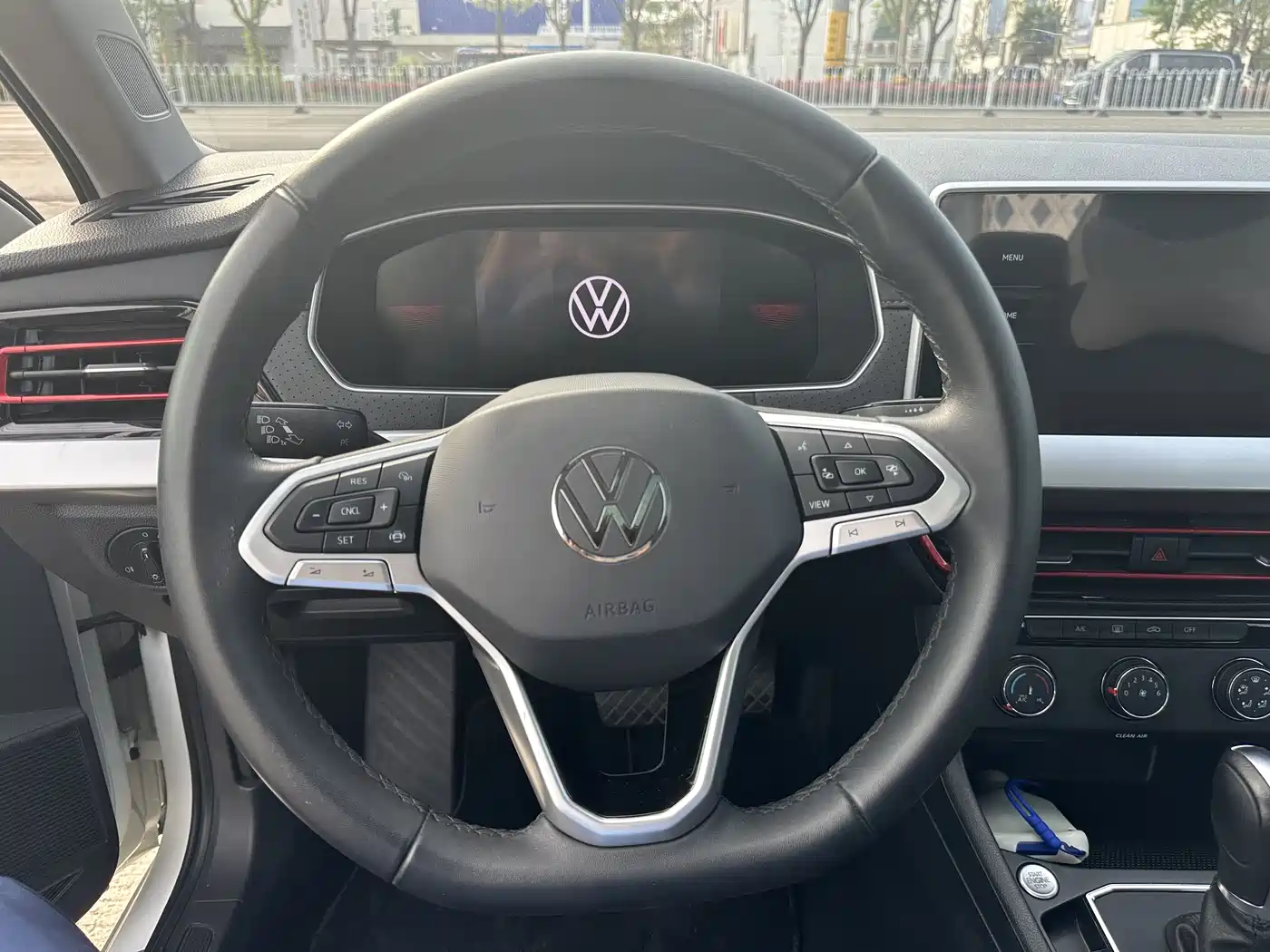 Volkswagen Lavida 2023 280TSI DSG Starlight Comfort Edition фото 10