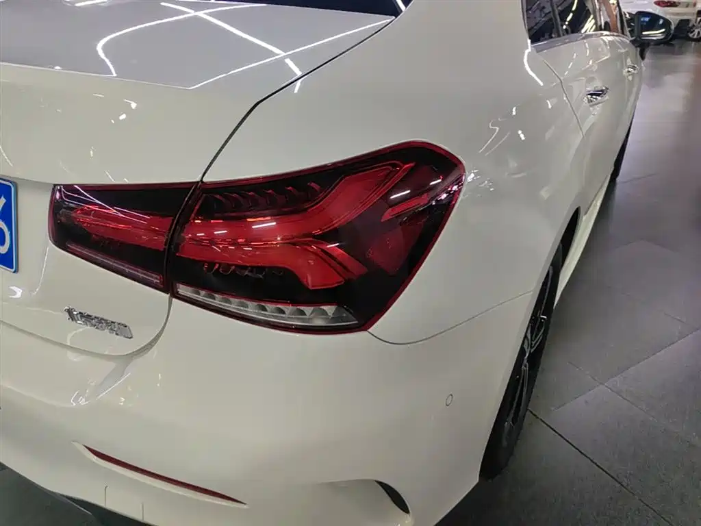 Mercedes-Benz A-Class 2022 Facelift II A 200 L Sport Sedan Fashion фото 8