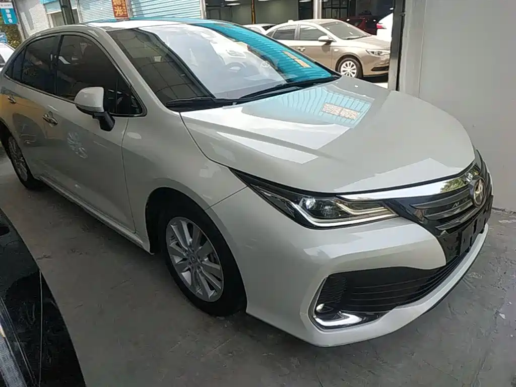 Toyota Allion 2022 Model 2.0L Prestige Edition фото 4