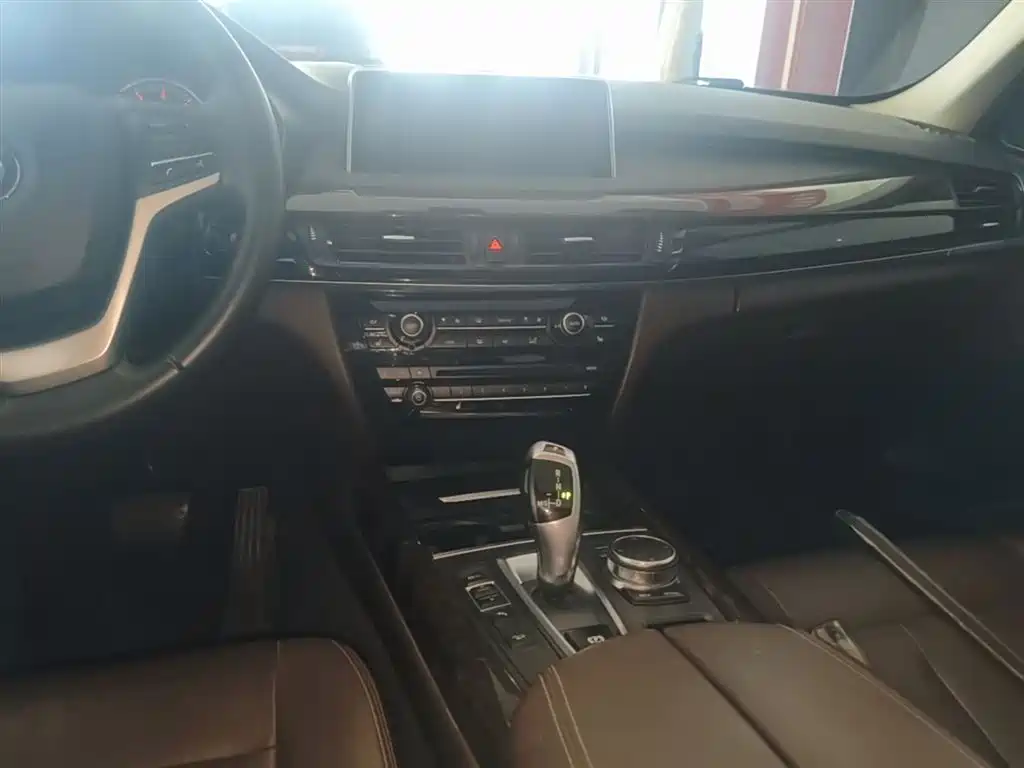 BMW X5 (Import) 2017 xDrive28i фото 13