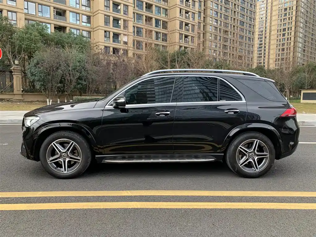 Mercedes-Benz GLE 2021 GLE 350 4MATIC Luxury фото 7