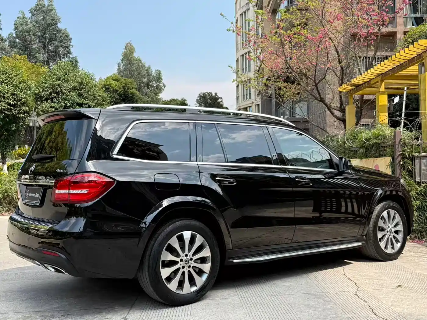 Mercedes-Benz GLS 2018 Facelift GLS 400 4MATIC Sport фото 41