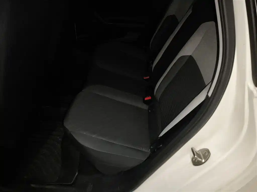 Volkswagen Lavida 2023 Xinrui 1.5L Auto Xinyi Edition фото 13