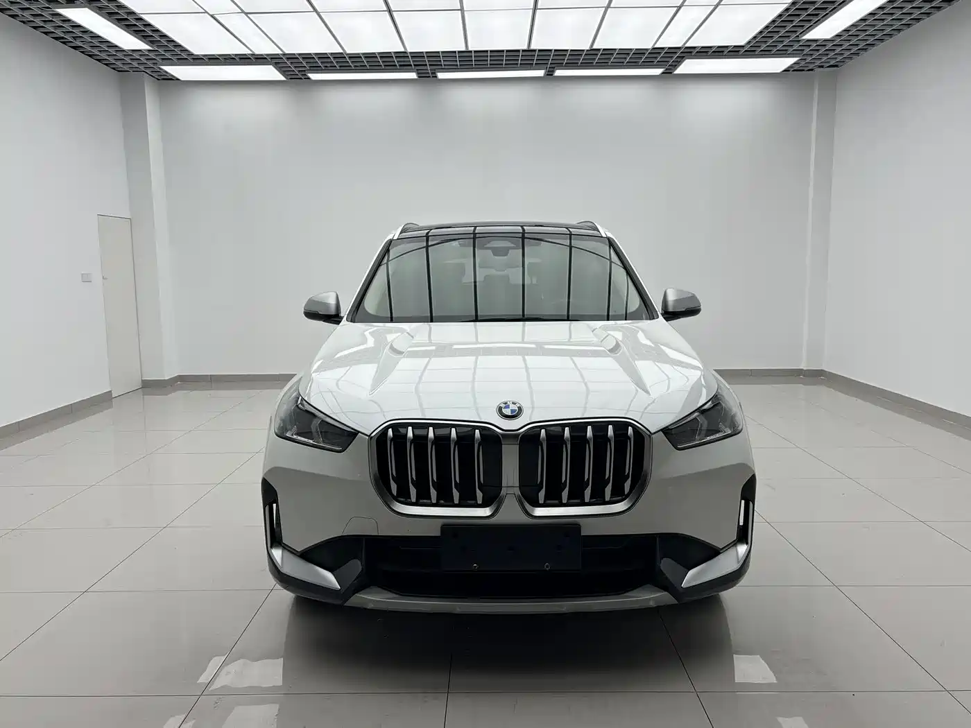 BMW X1 2023 sDrive20Li X Design Package фото 2