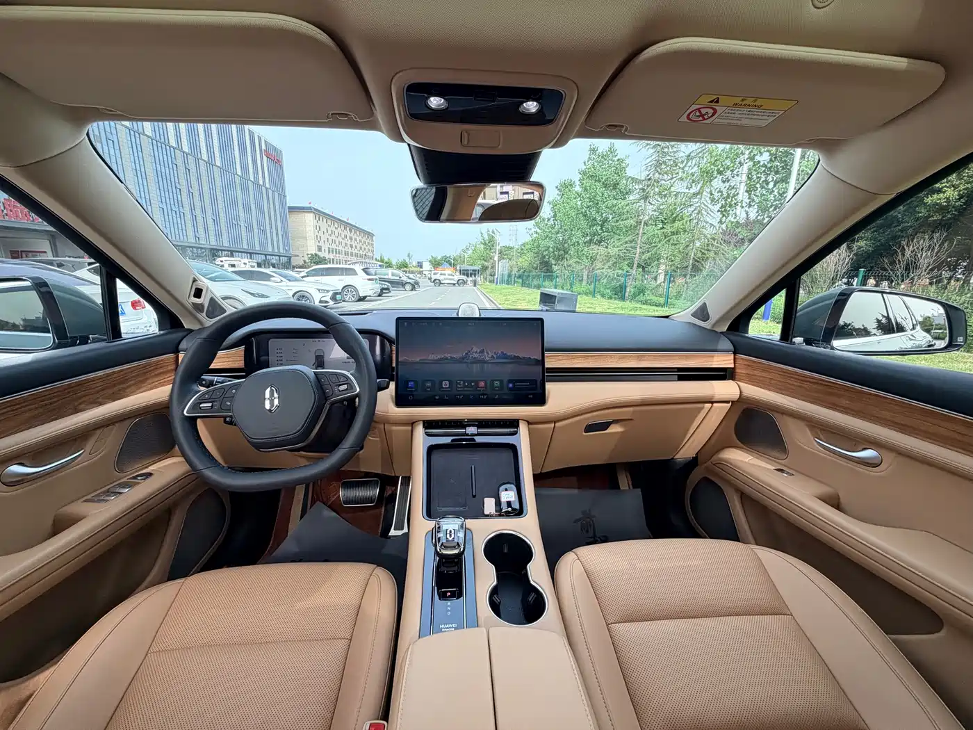 AITO Wenjie AITO M5 2023 Extended Range RWD Smart Drive Edition фото 16