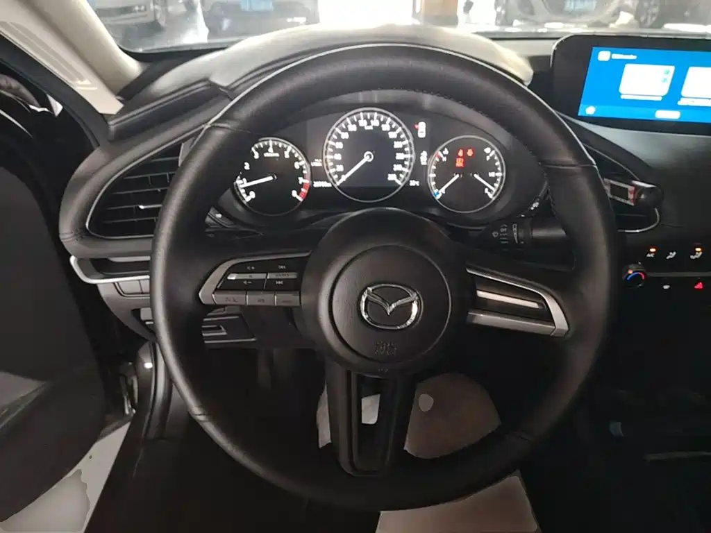 Mazda Mazda3 Axela 2025 2023 1.5L Manual Zhimei
