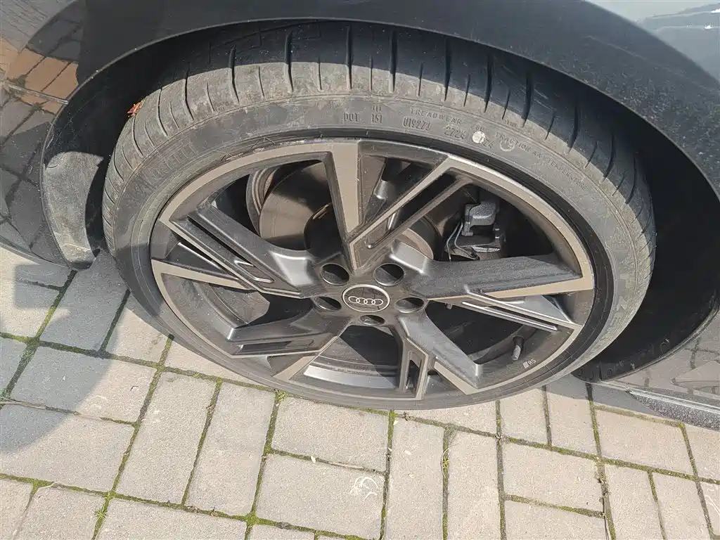 Audi A4L 2024 40 TFSI quattro RS Kit Speed Edition фото 23