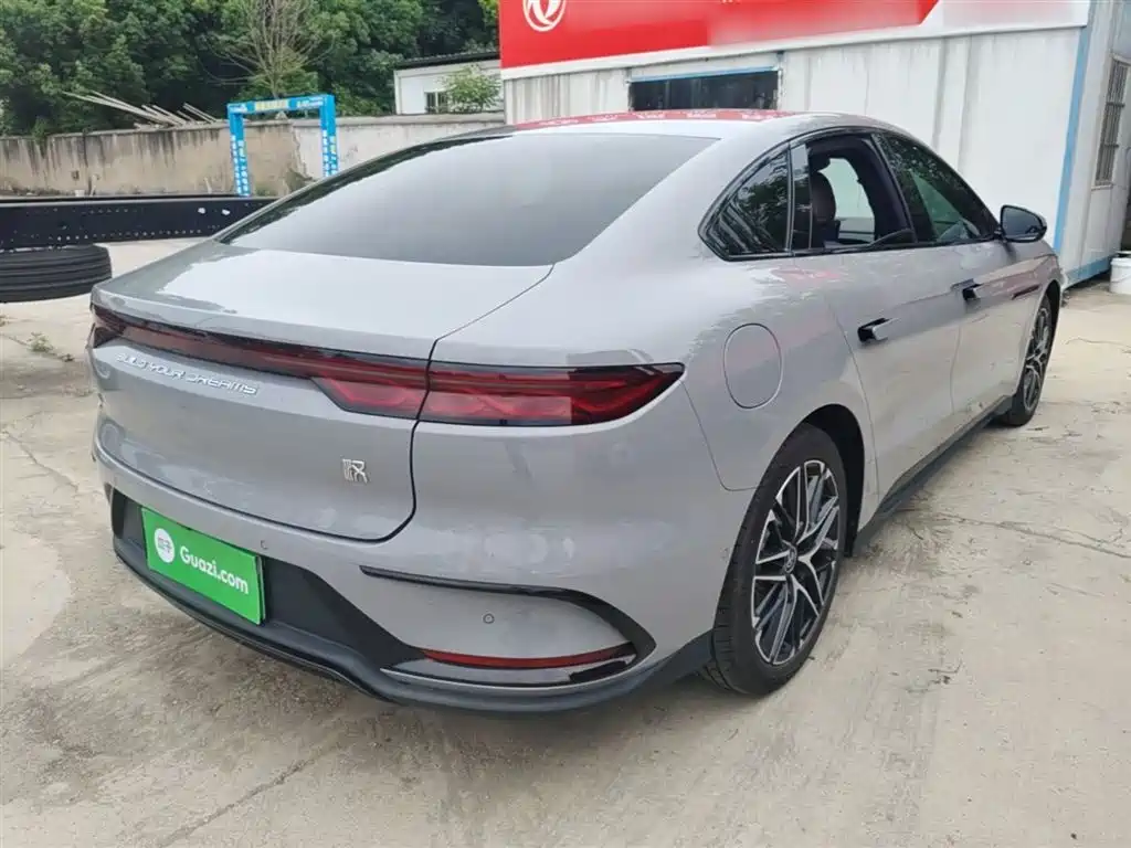 BYD Han 2025 Model EV 605KM Premium Version фото 7