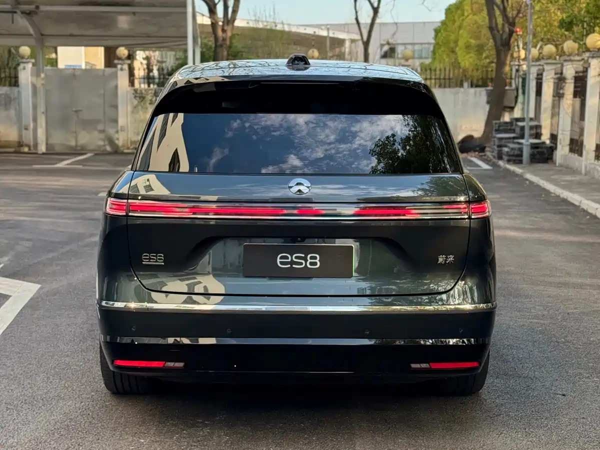 NIO NIO ES8