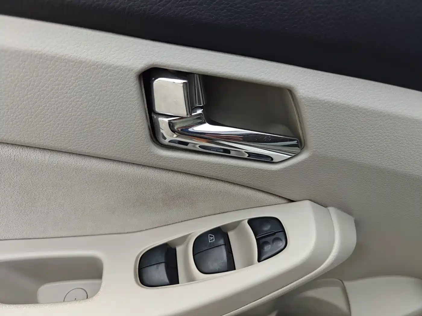 Venucia T70 2015 2015 1.6L Manual Ruixing Edition
