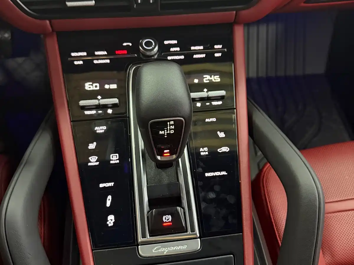 Porsche Cayenne 2018 Cayenne 3.0T фото 13