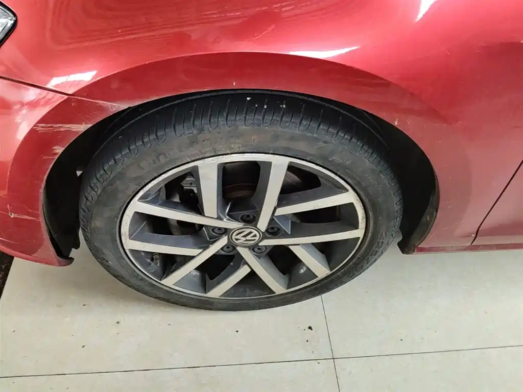 Volkswagen Golf 2020 Beloved Edition 280TSI DSG Comfort фото 23