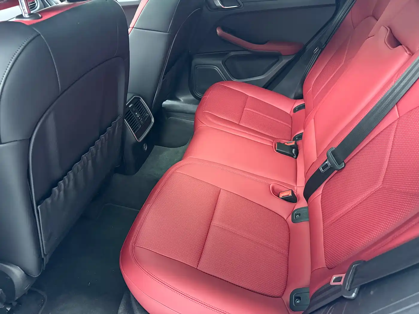 Porsche Macan 2020 Macan 2.0T фото 6