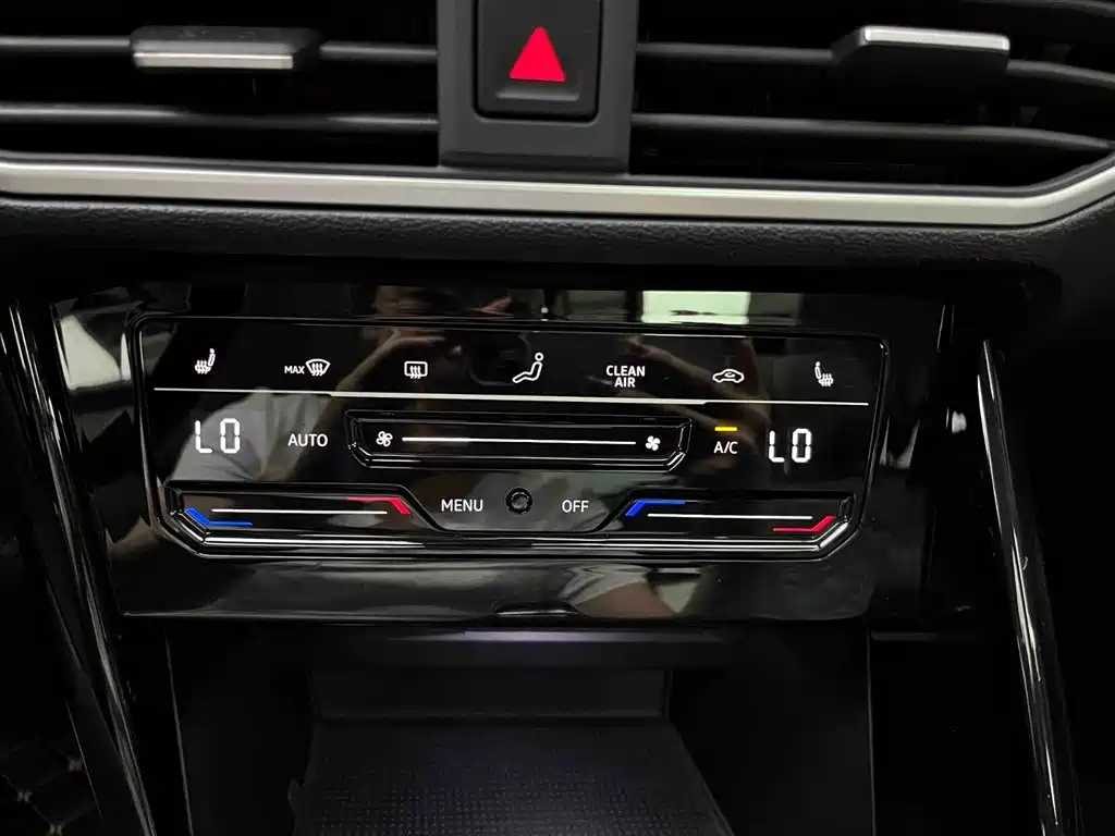 Volkswagen Tayron 2023 280TSI 2WD Luxury Plus Advanced Edition фото 9