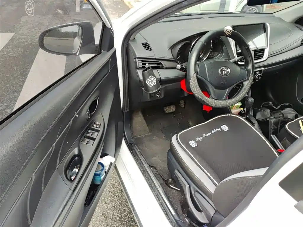 Toyota YARiS L Zhi Xuan 2020 Zhi Xuan X 1.5L CVT Leading фото 14