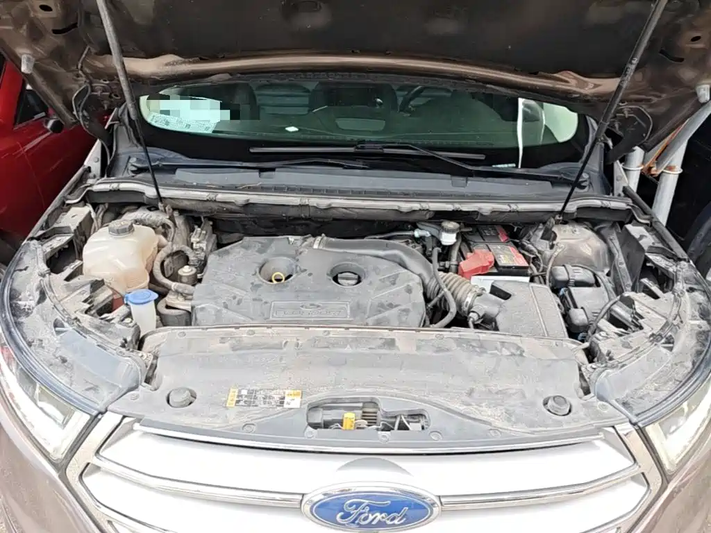 Фото 20 - Ford Edge