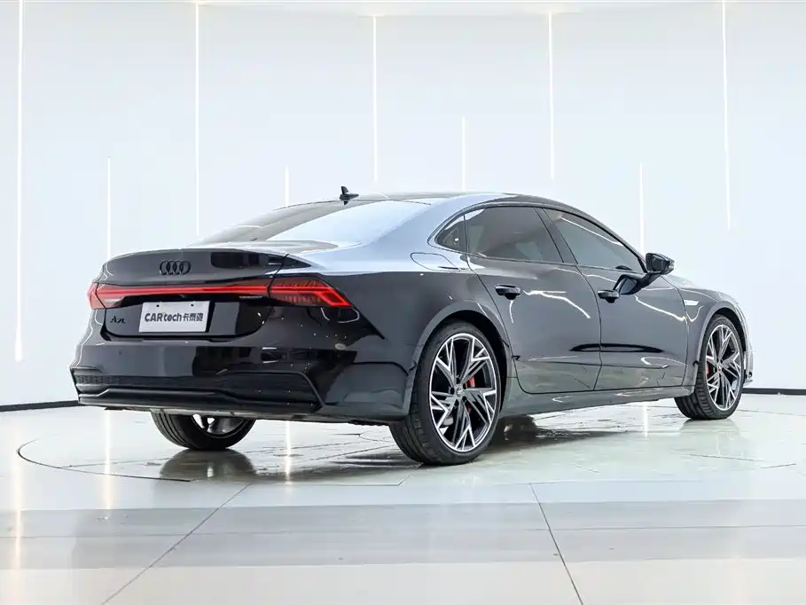 AUDI A7L