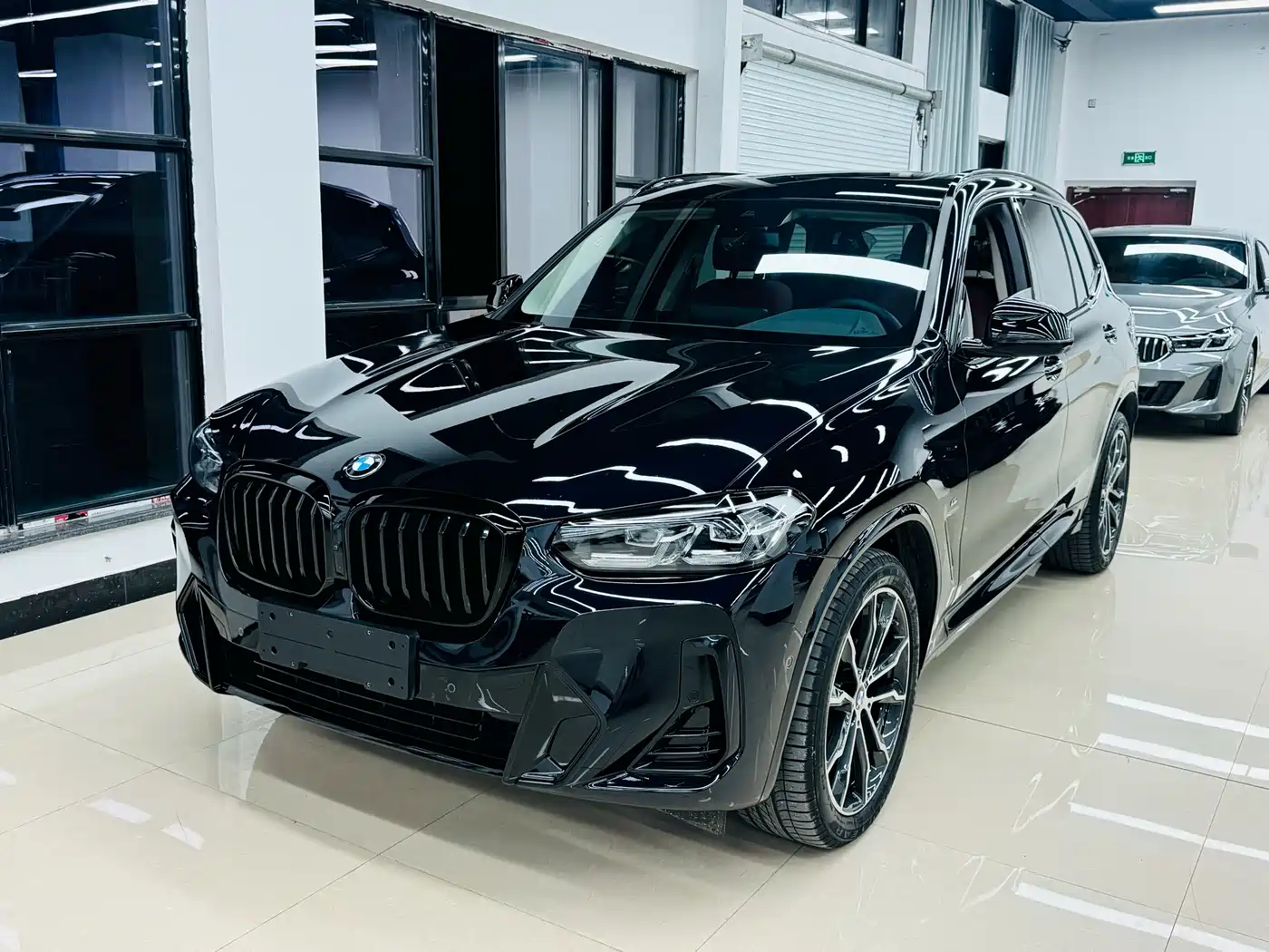 BMW X3 2023 xDrive30i Leading M Night Package фото 2