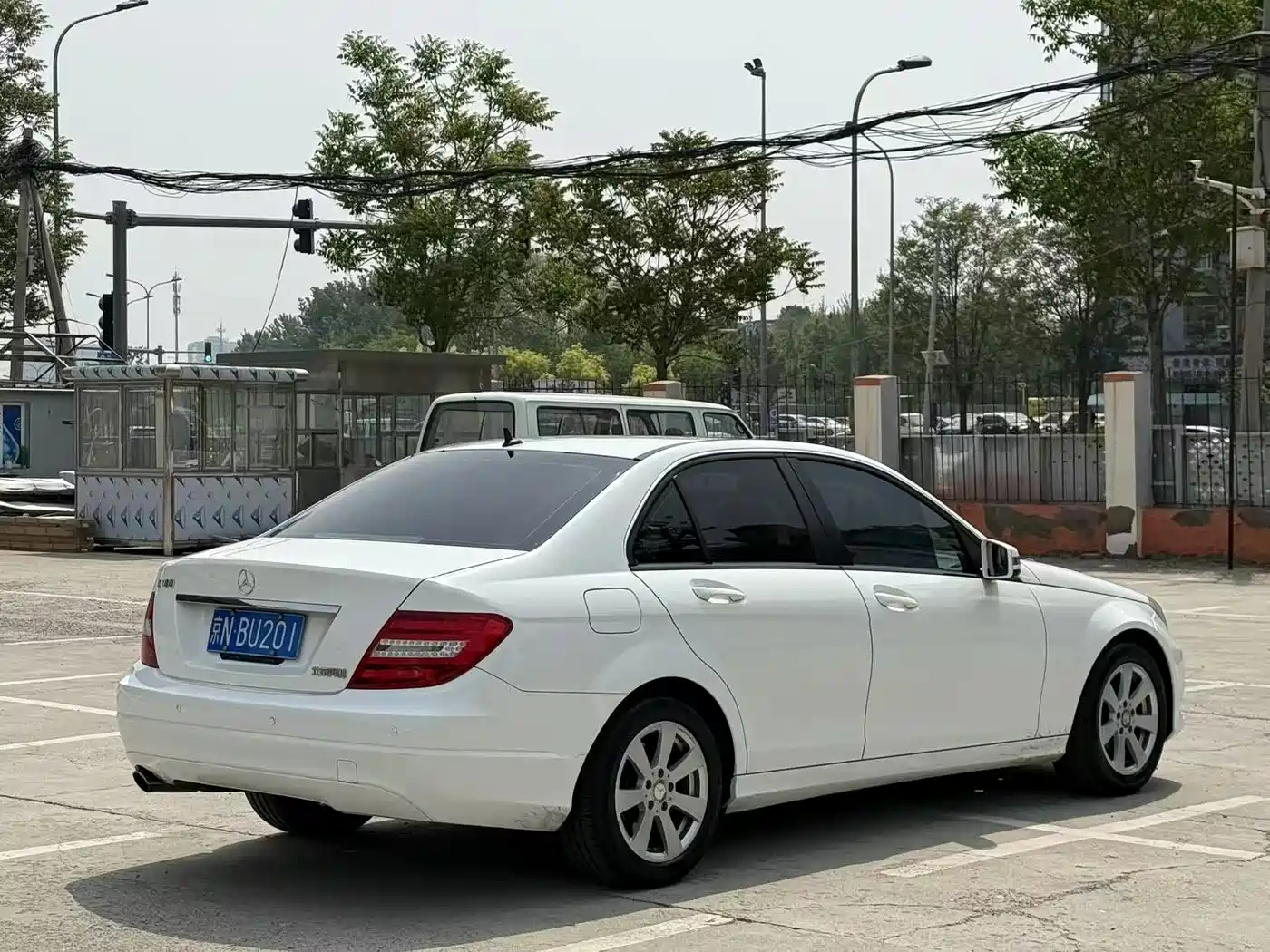 Mercedes-Benz C-Class 2013 Model C 180 CGI Classic фото 6