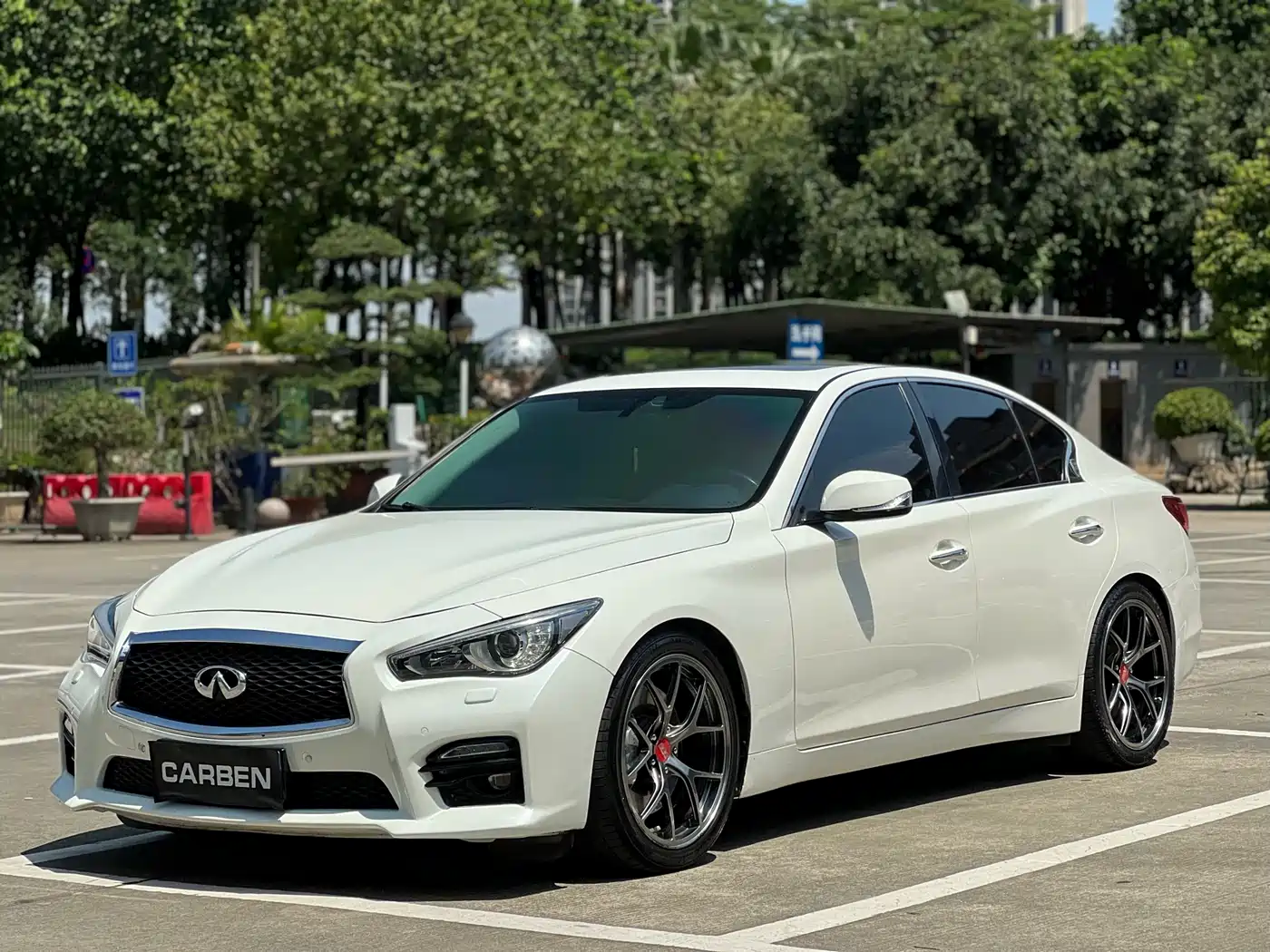 Infiniti Q50 2014 3.7L Luxury Sport