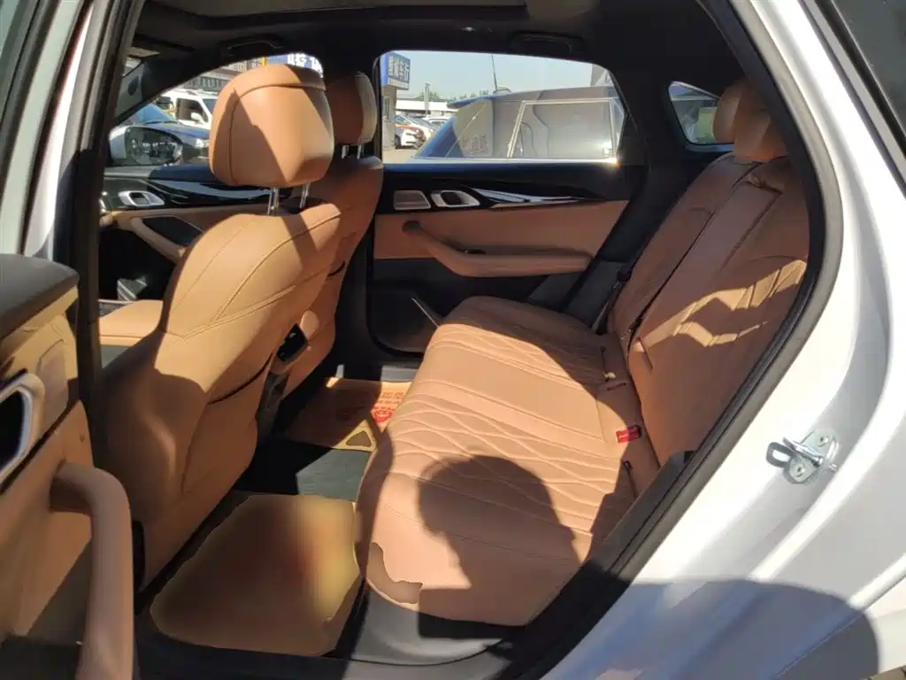 Geely Galaxy Galaxy A7 2025 EM-i фото 17