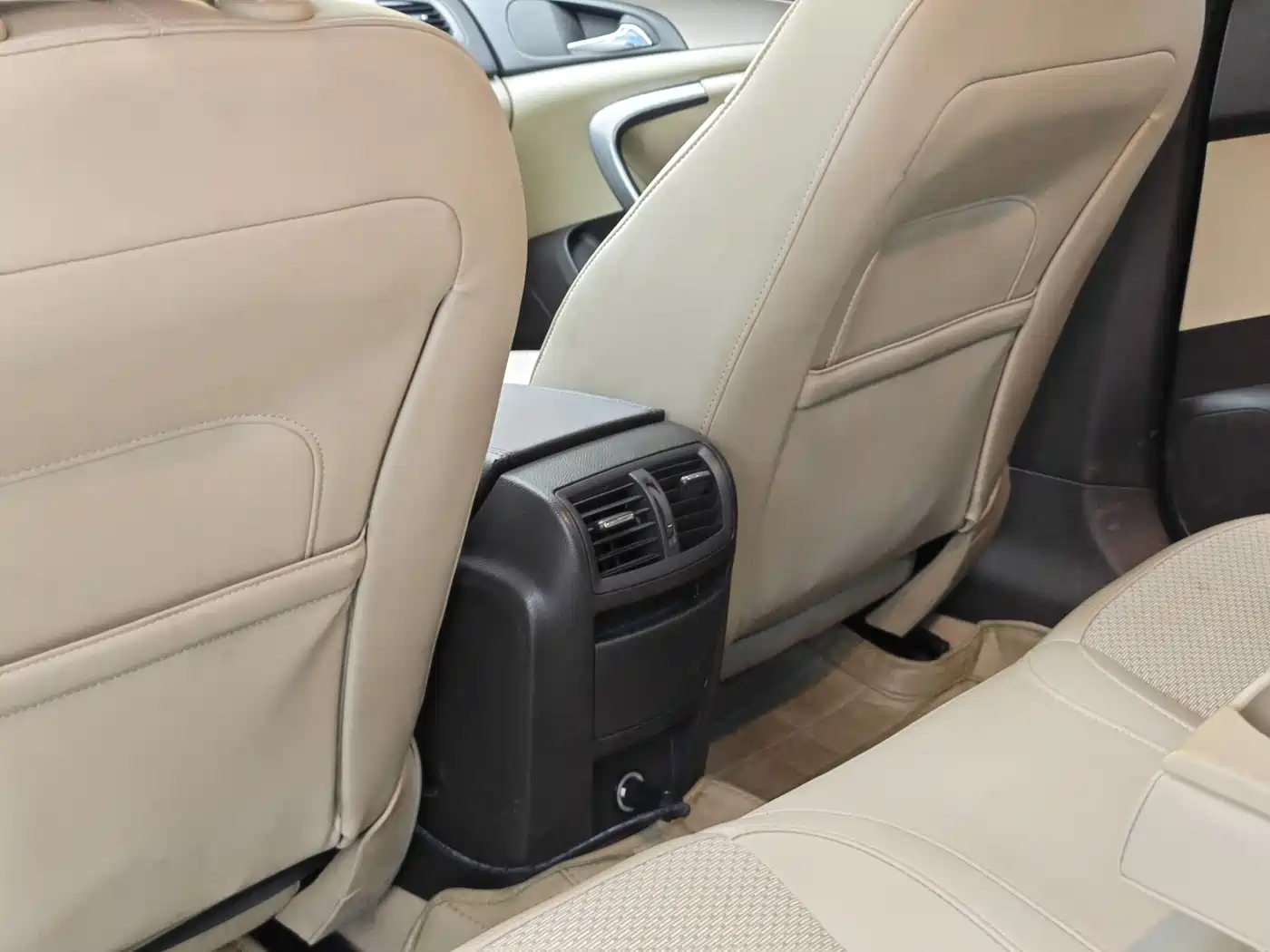 Buick Regal 2012 Model 2.0L Comfort фото 24