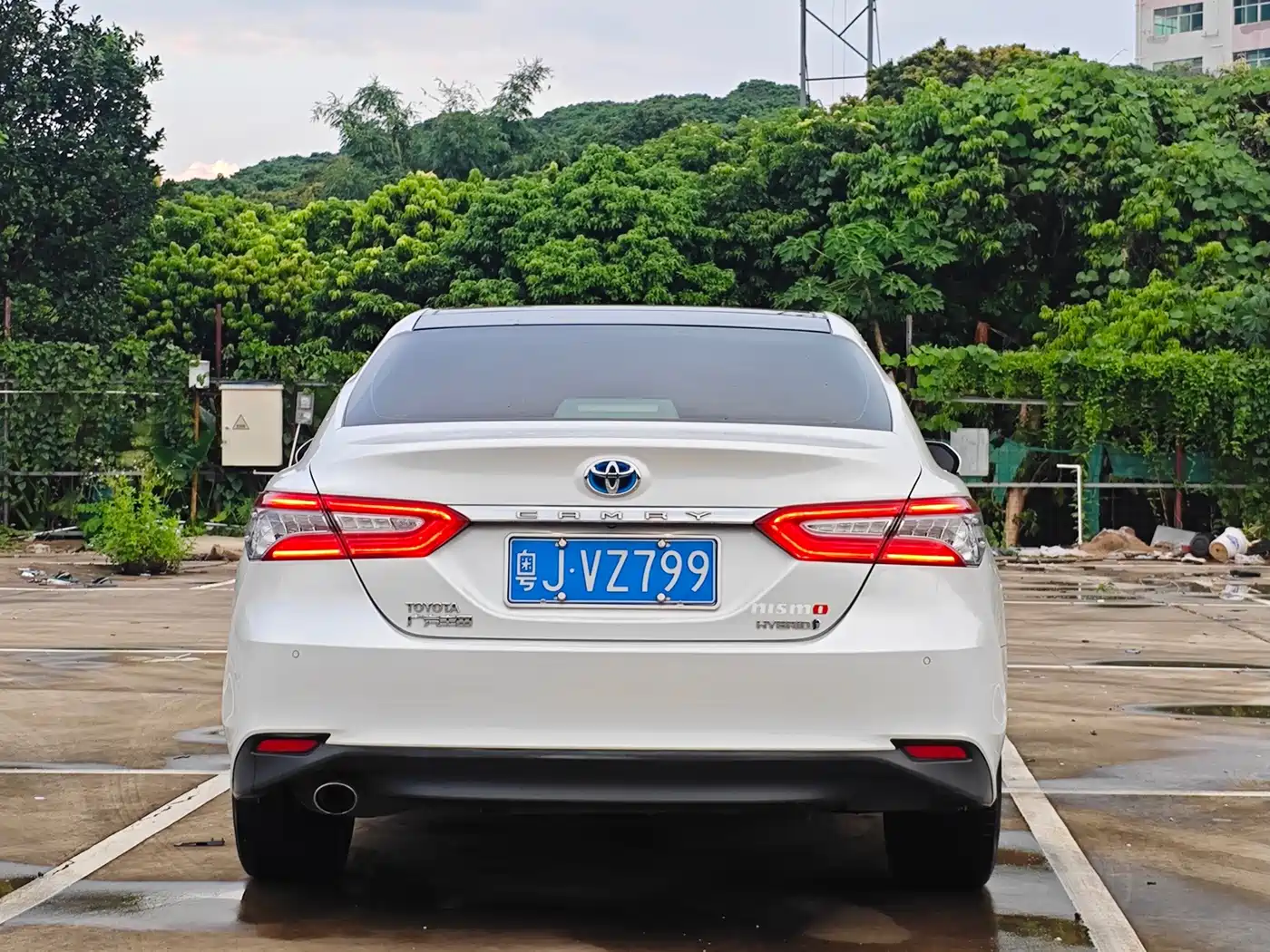 Фото 6 - Toyota Camry