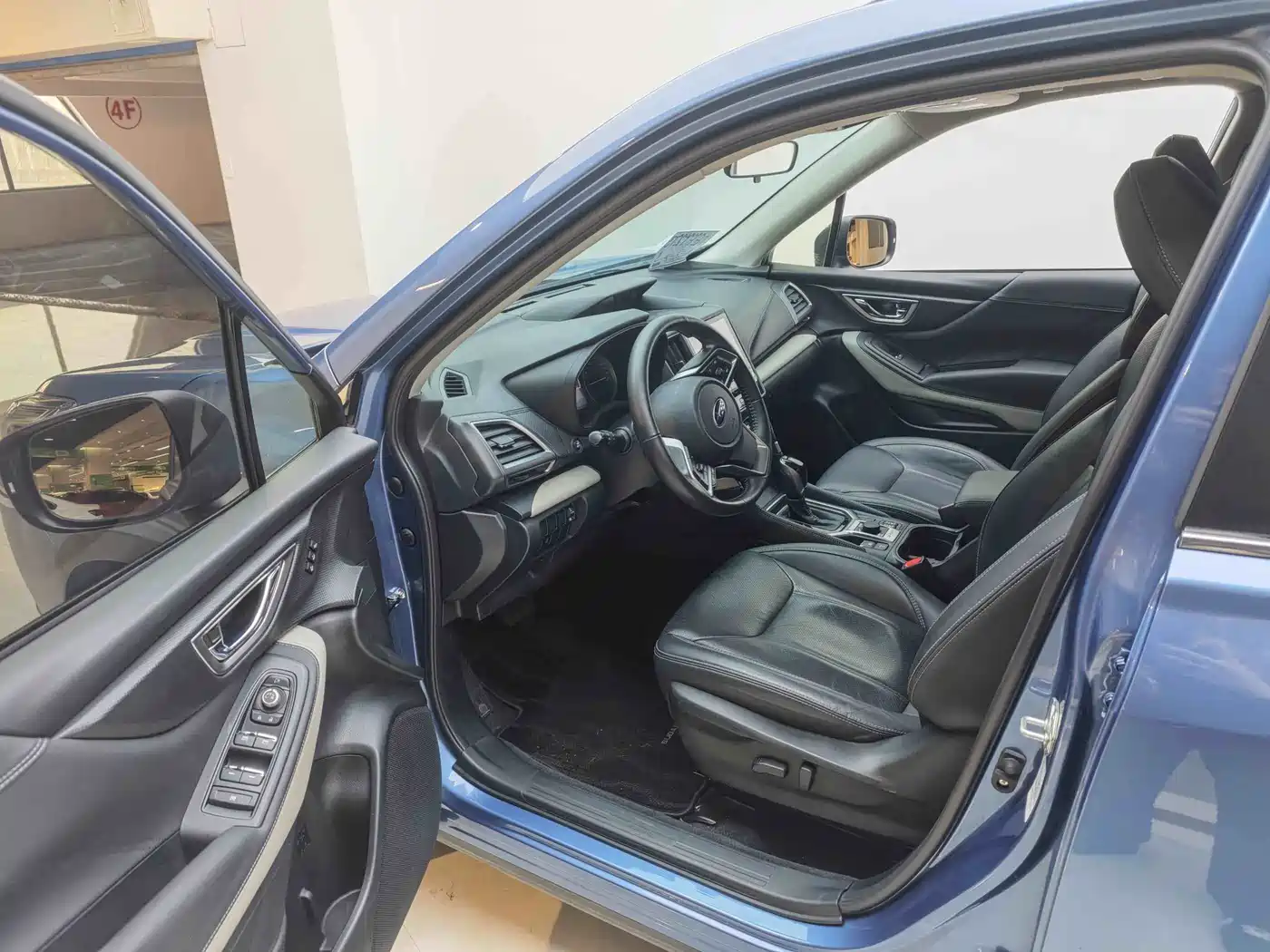 SUBARU FORESTER
