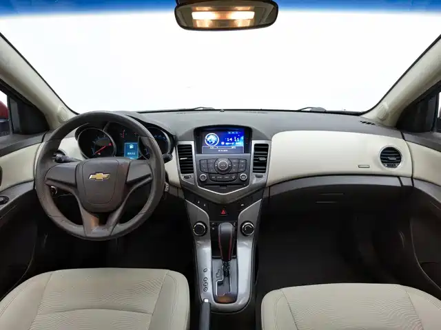 Chevrolet Cruze 2015 1.5L Classic SE AT — фото 5