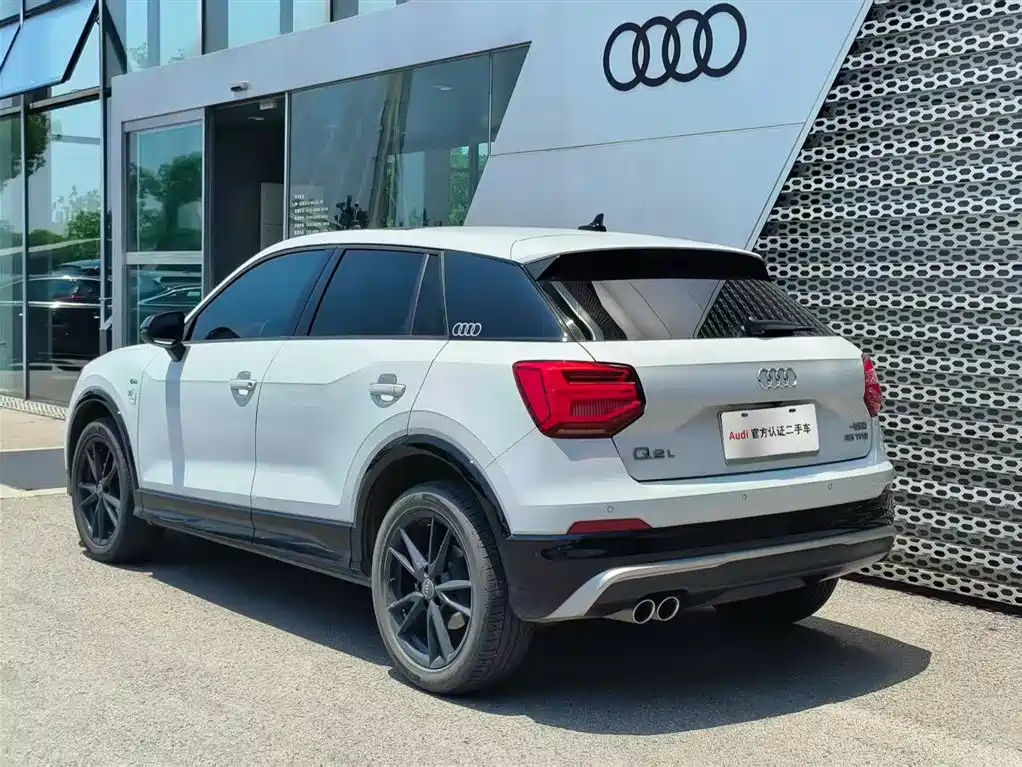 Audi Q2L 2020 35 TFSI Progressive Dynamic Model фото 5
