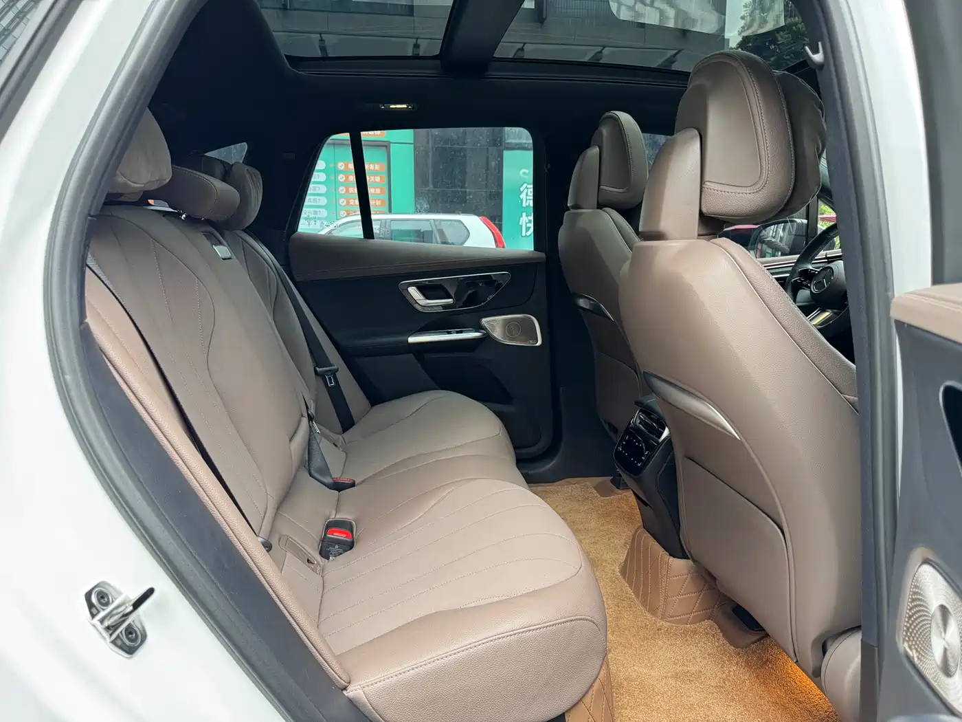 Mercedes-Benz EQE SUV 2023 500 4MATIC Special Edition фото 16