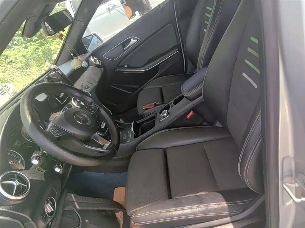 Mercedes-Benz A-Class (Import) 2016 A 200 Dynamic фото 15